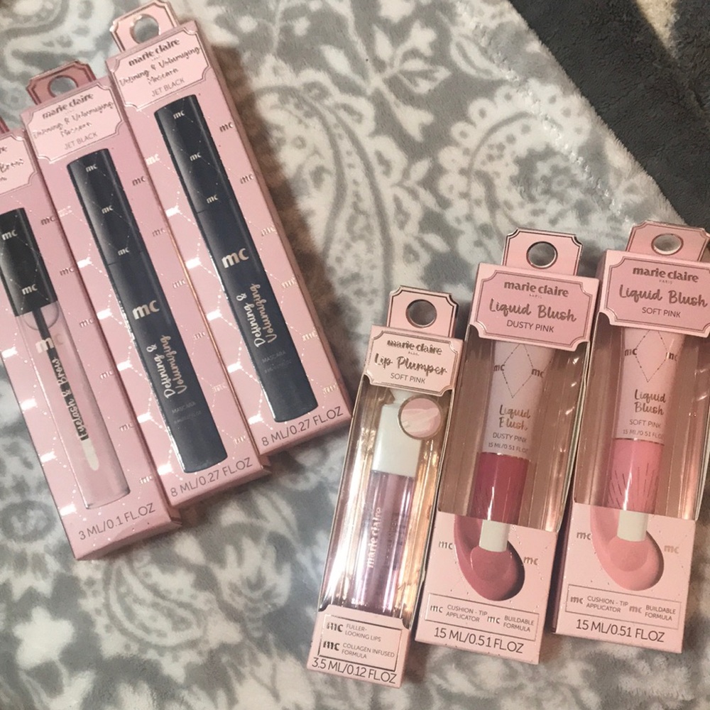 Marie Claire Makeup Set in Pink